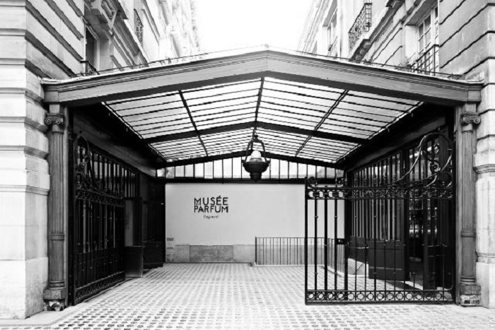 Muzeum perfum w Paryżu – poznaj markę Fragonard