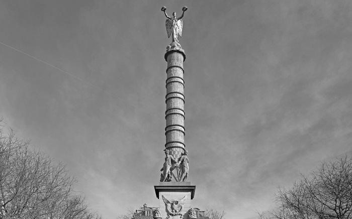 Fontaine de la Victoire na placu Châtelet w Paryżu