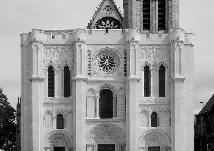 Bazylika Saint-Denis nieopodal Paryża
