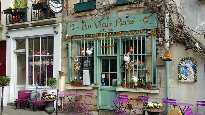 Niezwykłe kawiarnie w Paryżu: top 5
